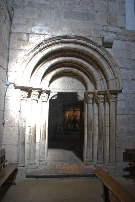 Monasterio de San Salvador de Leyre. Navarra, Monumento-España (5)